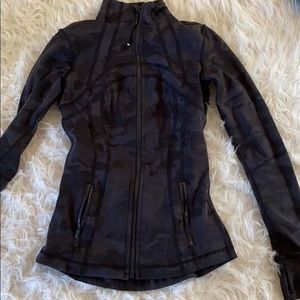 Lululemon define jacket in black camo